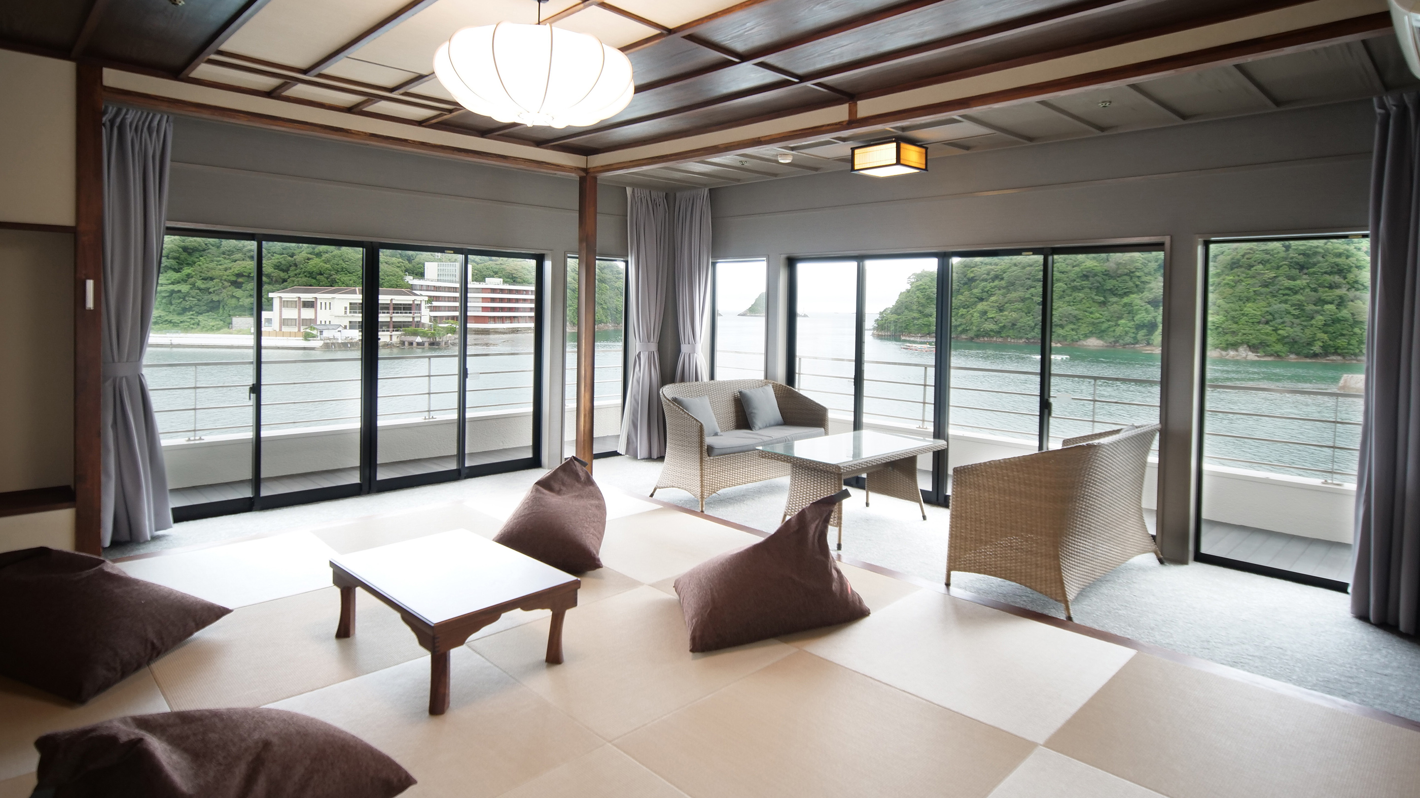 スーペリア和洋室ツイン 内風呂あり