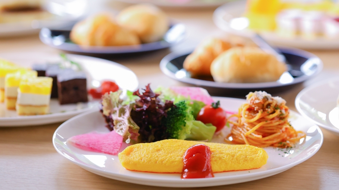 【夕食なし・朝食付】観光にもビジネスにも♪遅いチェックインでもOK　1泊基本バイキング朝食付