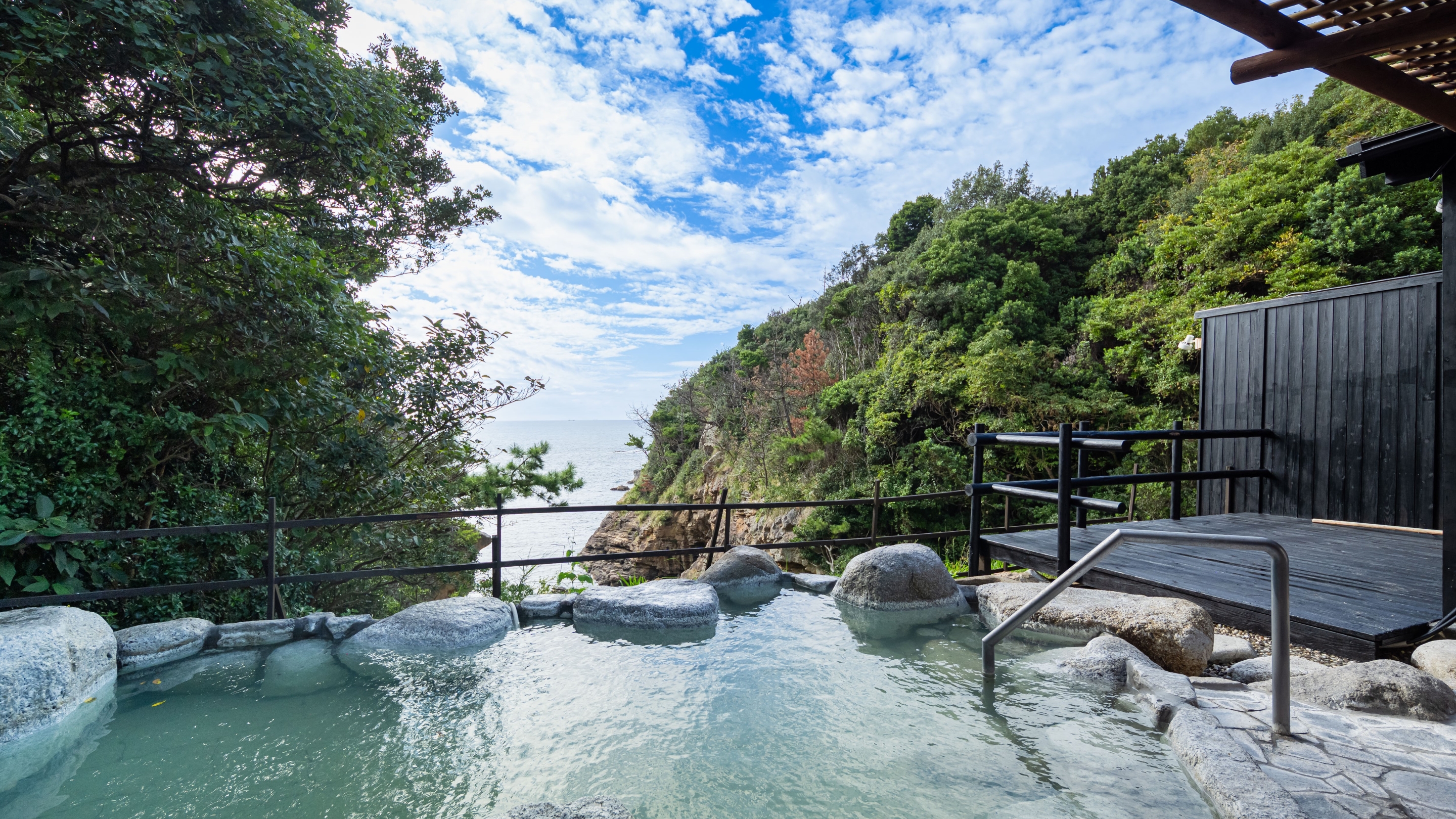 貸切露天風呂 しらさぎの湯