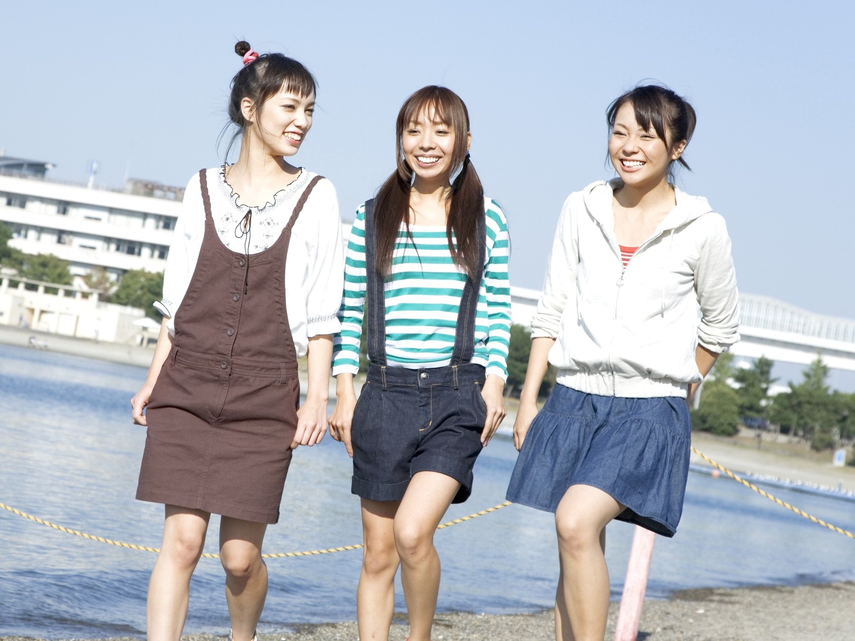 【女子旅】　レディースプラン♪アロマエッセ・スキンケア４点セットプラン　朝食付