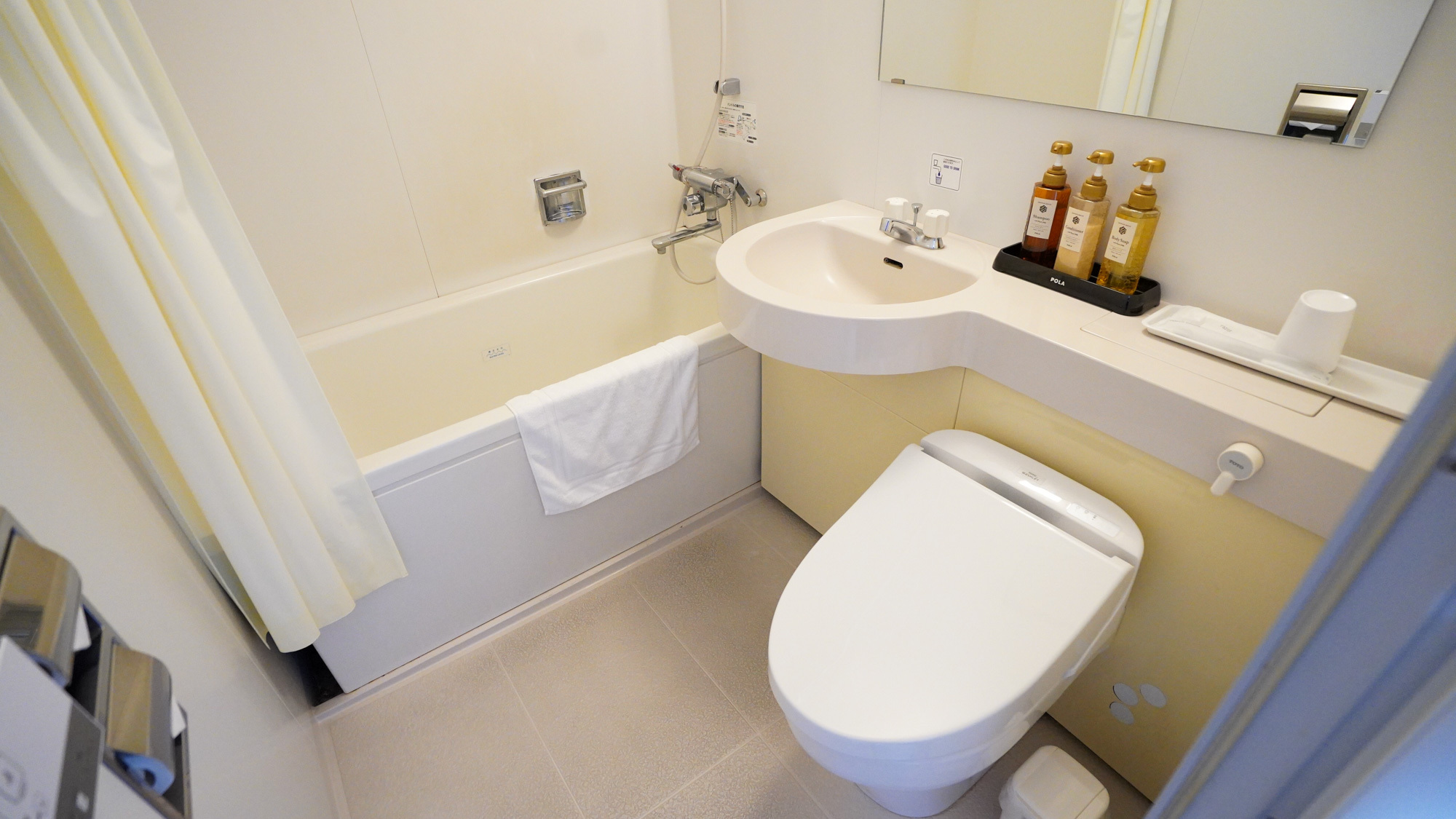 【バスルーム（ユニットバス）】清潔感を大事にしたバスルーム