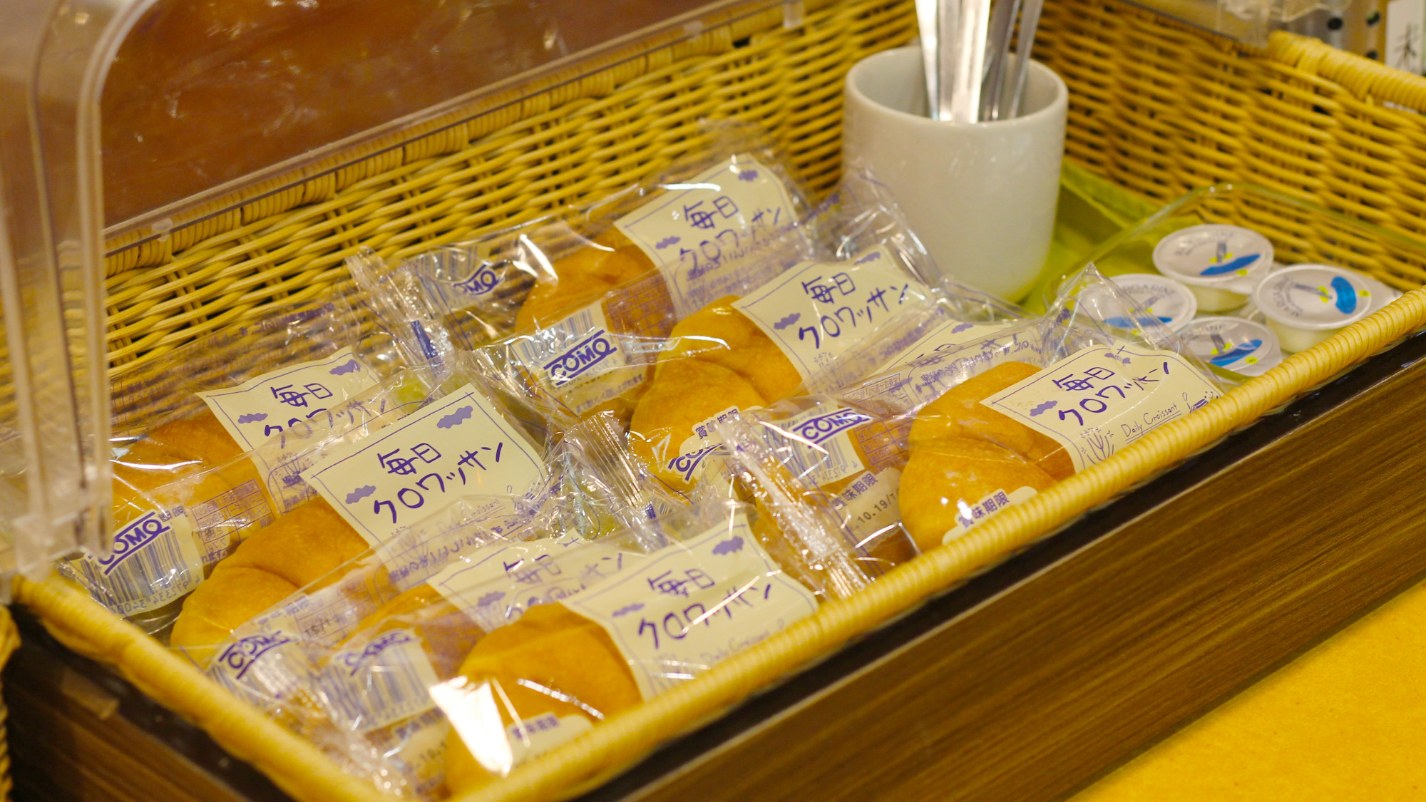 【朝食】パンはお代わり自由(内容は仕入の状況により変更となります)。
