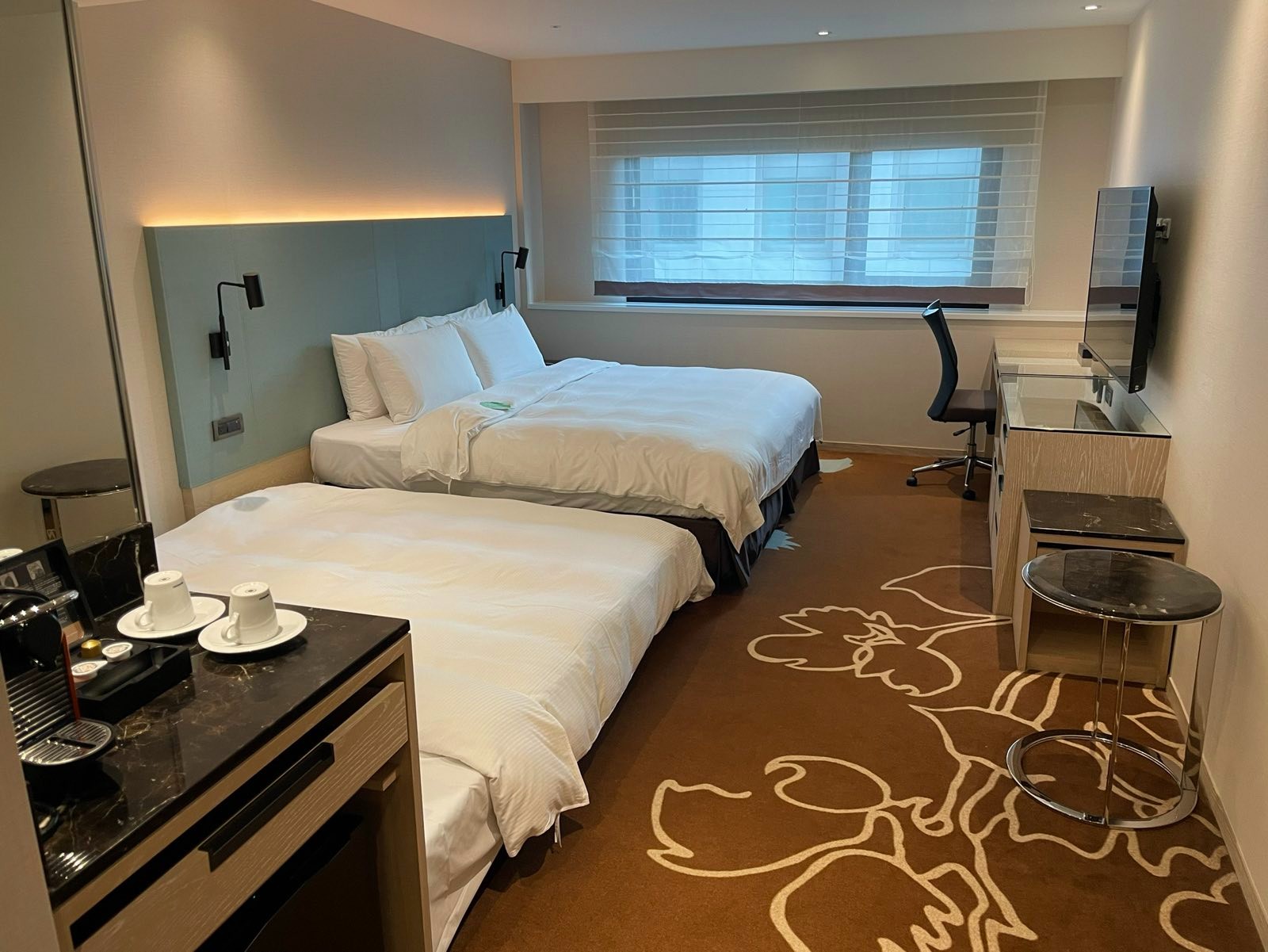 スーペリアフォースルーム