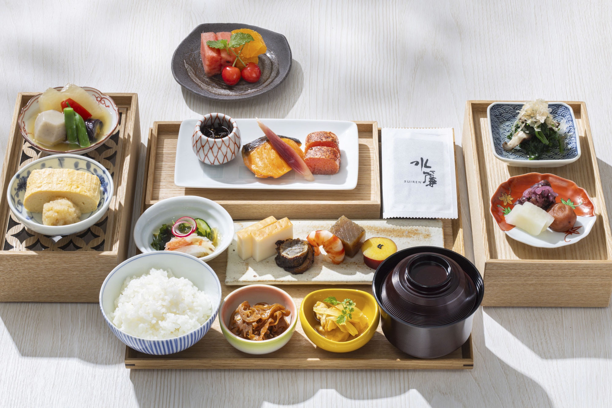 【12月限定】国会議事堂ビュー確約！モエ・エ・シャンドン付15時アウトプラン 朝食付き