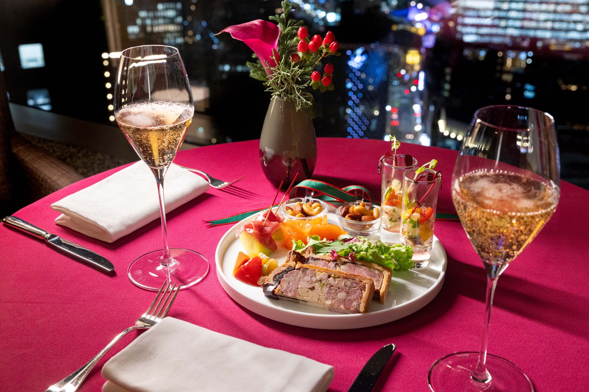 【オードブル付】高層階で楽しむプライベート・クリスマス　朝食付き