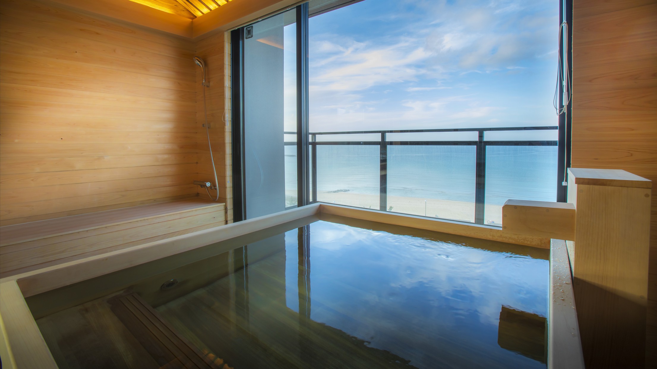【24年秋OPEN！「別湯・楽」】オーシャンビューの温泉展望風呂付特別室◆広大な日本海に見惚れる贅沢