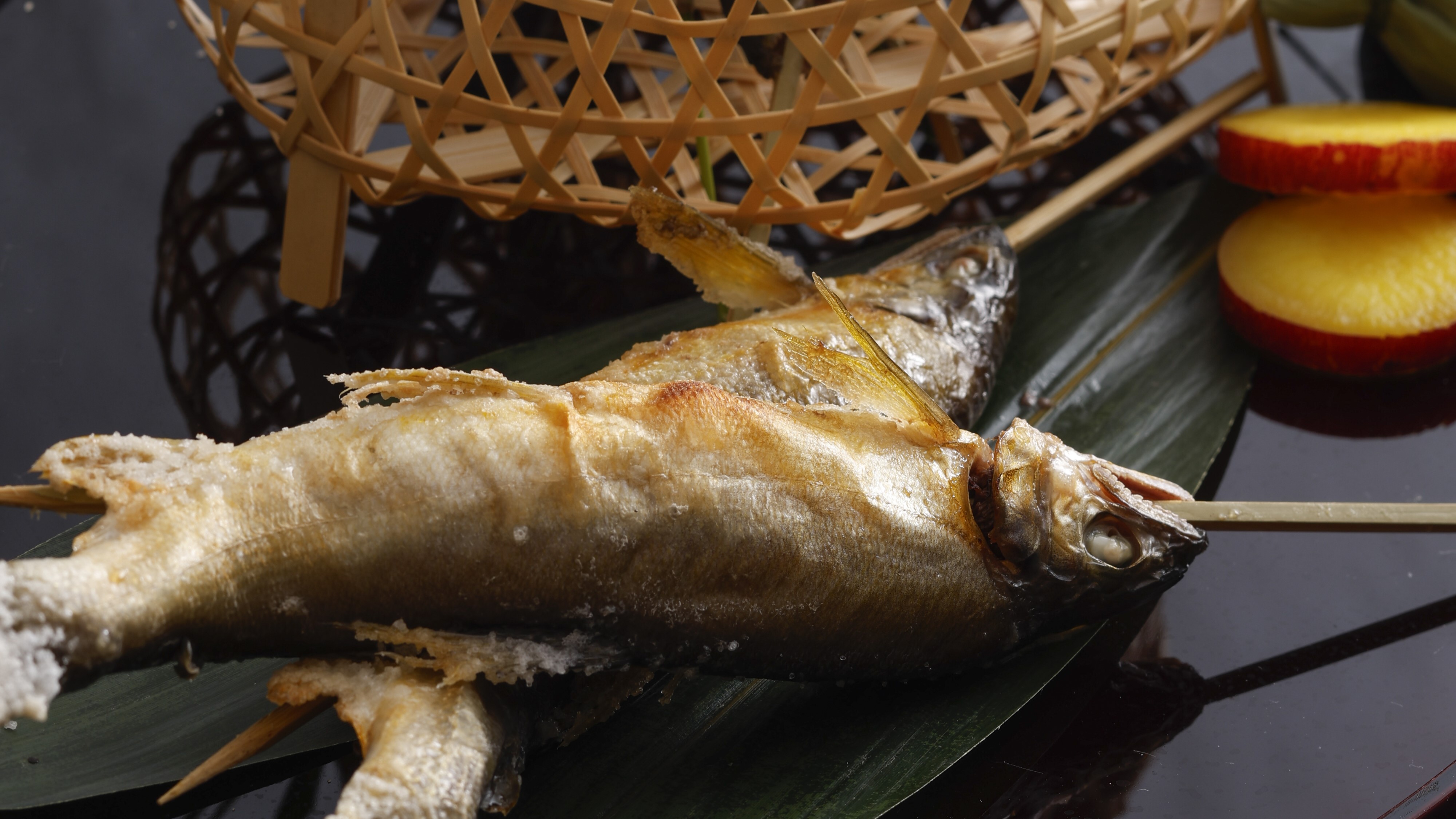 【夏のお料理】天然の鮎の塩焼きを！（一例）