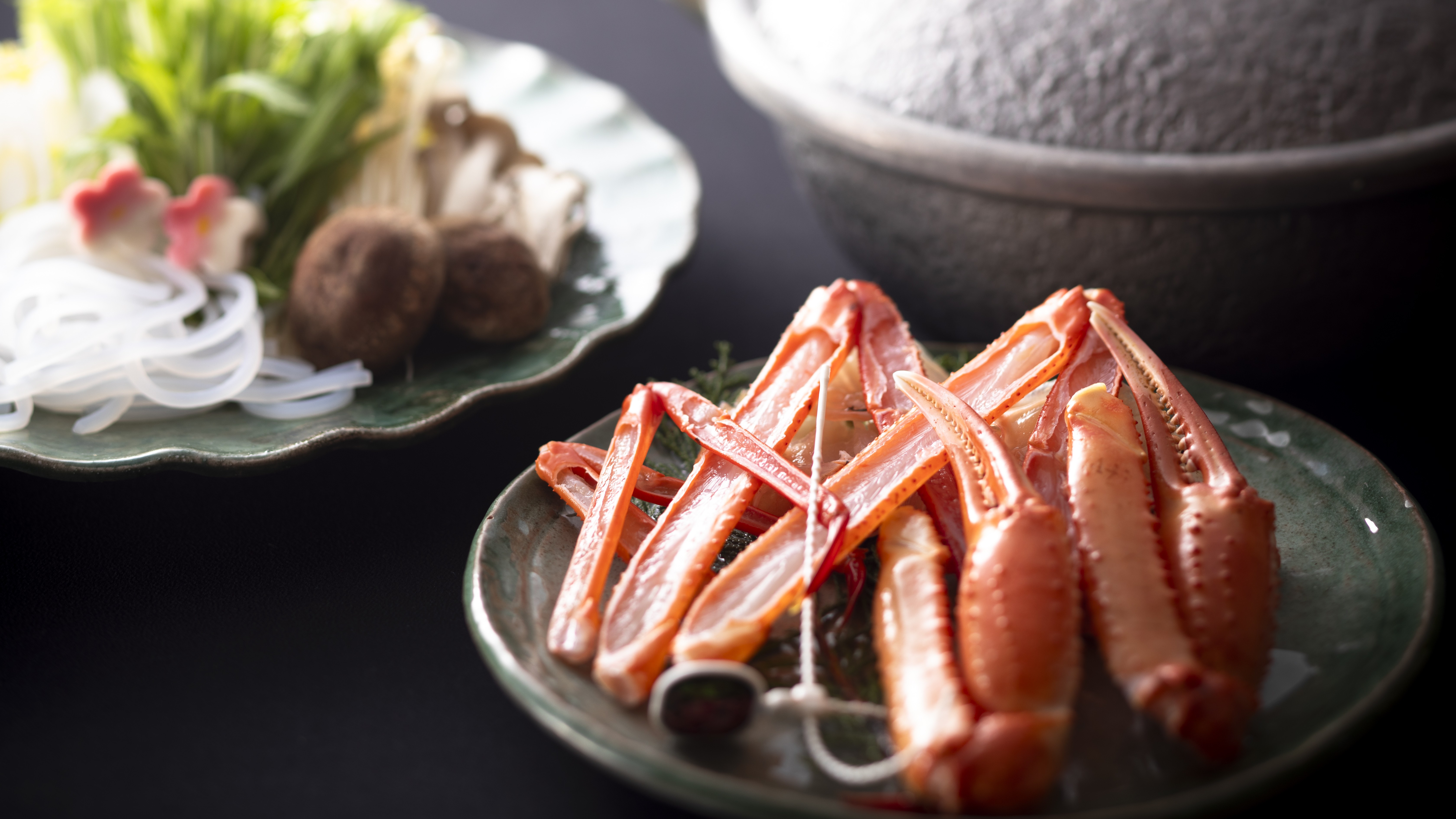 【春＆秋のお料理・カニ鍋】甘みのある香住ガニを、旨みを引き立てる上品な出汁でじっくりと。