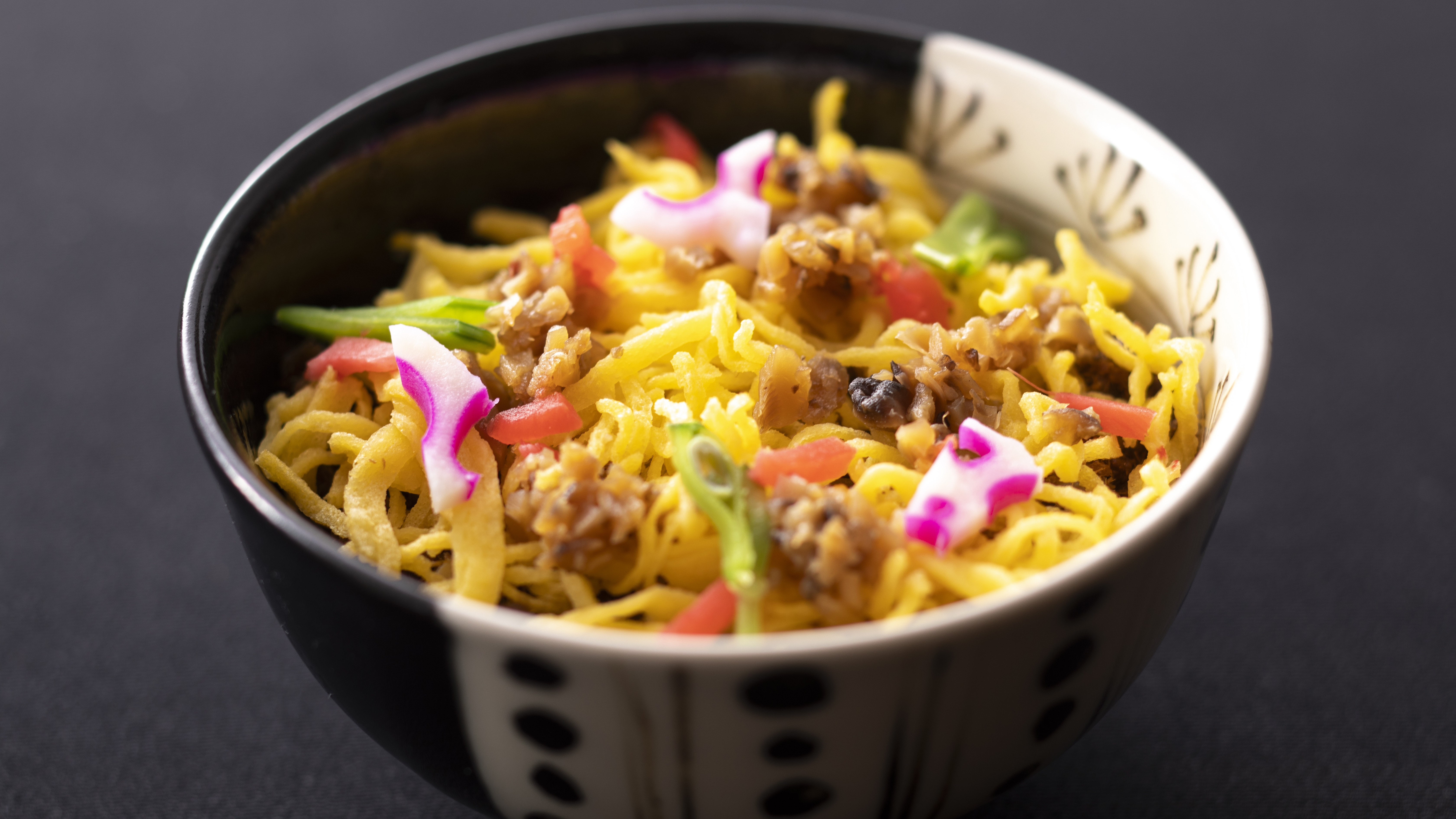 【春のお料理・丹後ばら寿司】見た目にも華やかに仕上げた、丹後の郷土料理。