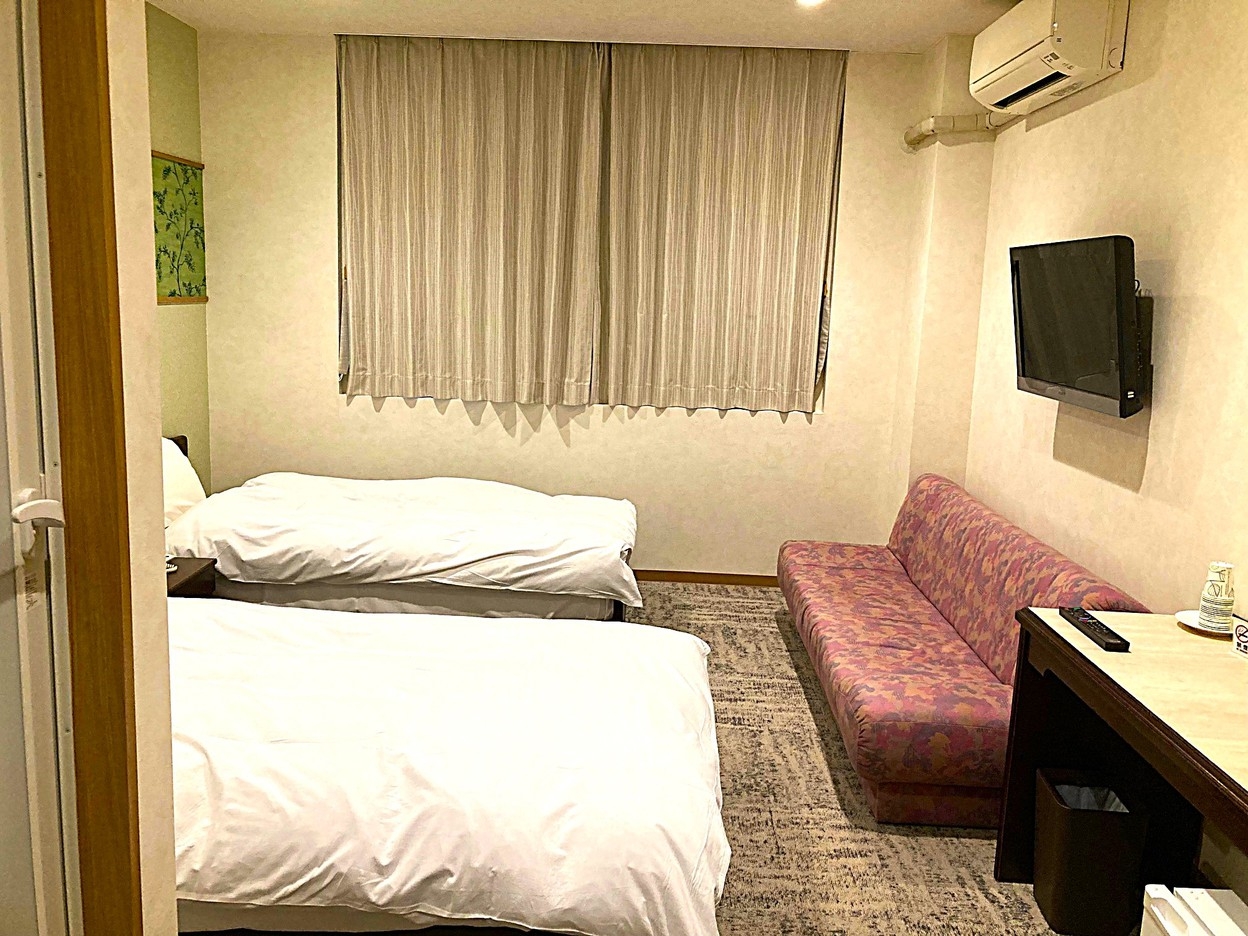 洋室ツインバストイレ付 2ベット＋エキストラ１