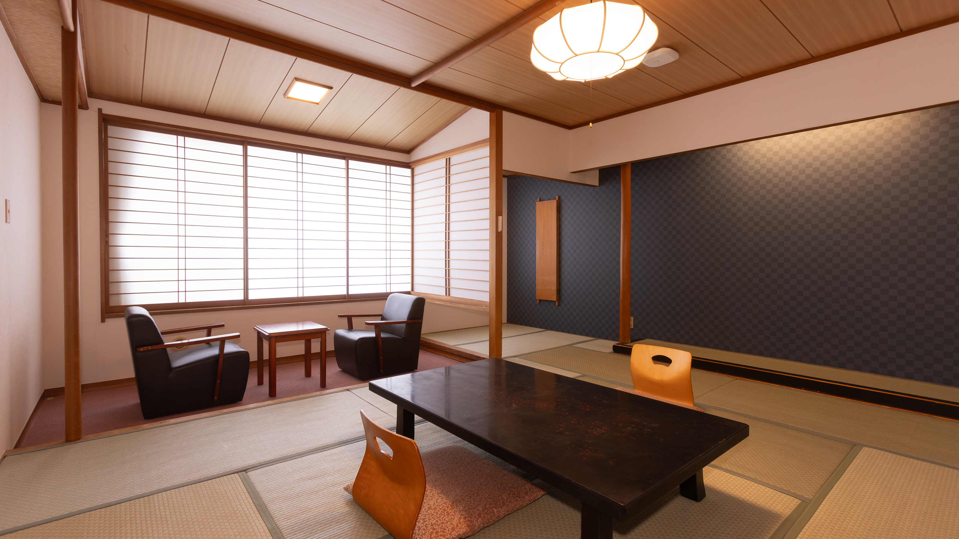 花館・川側和室10畳