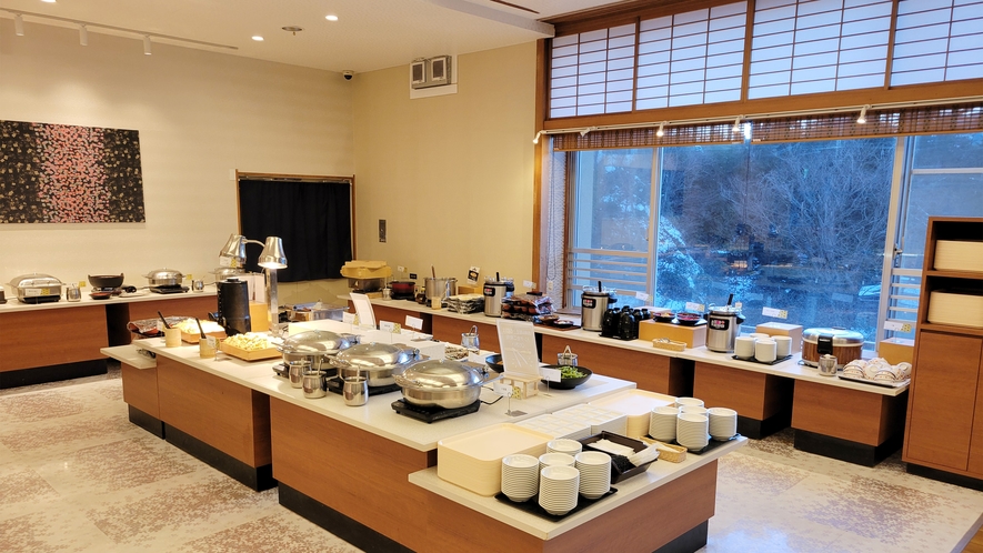 バイキング会場夕食02