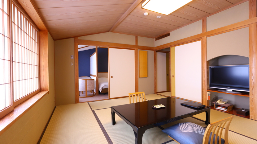 【和洋室】和室とベッドのお部屋です。