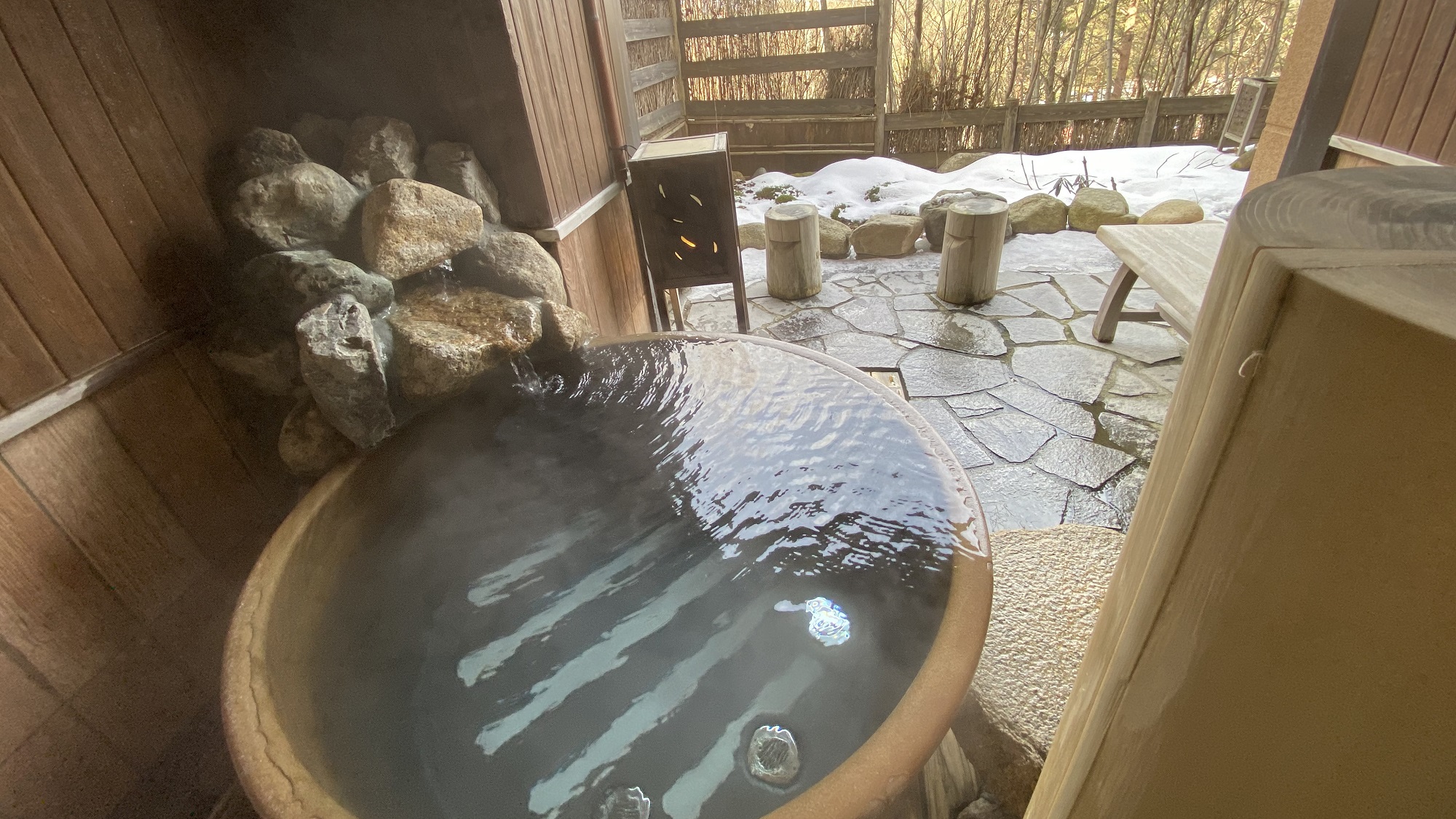 ●【大浴場】古の湯:半露天風呂