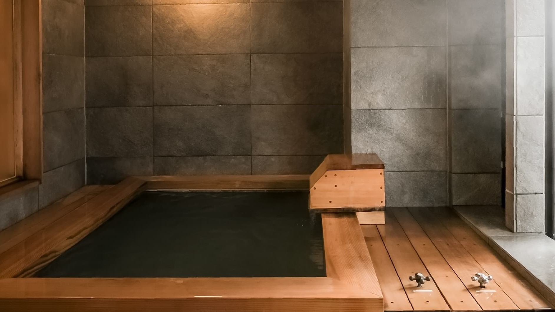 【展望風呂付和洋タイプ90平米】