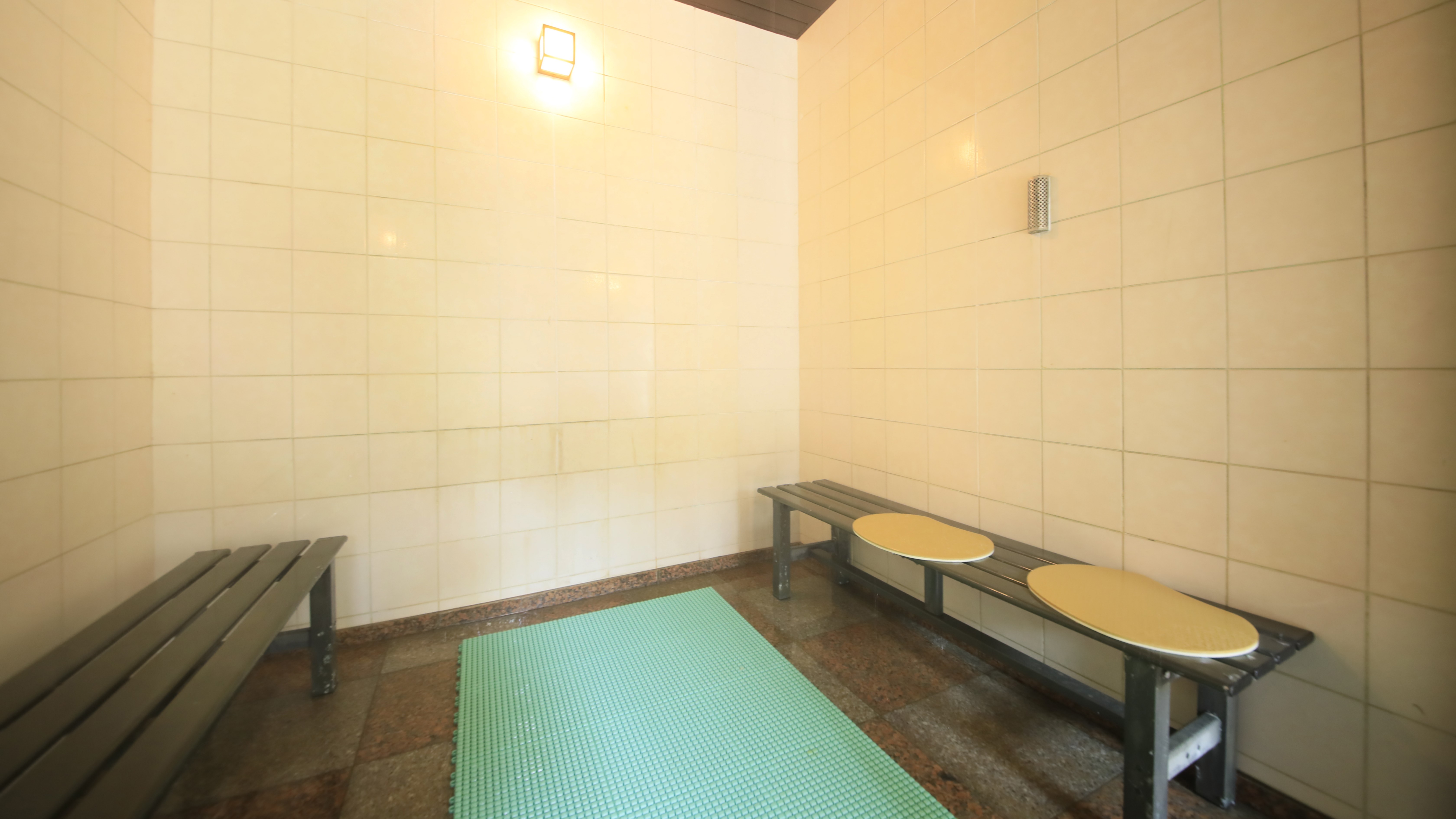 【大浴場：女湯】ミストサウナ