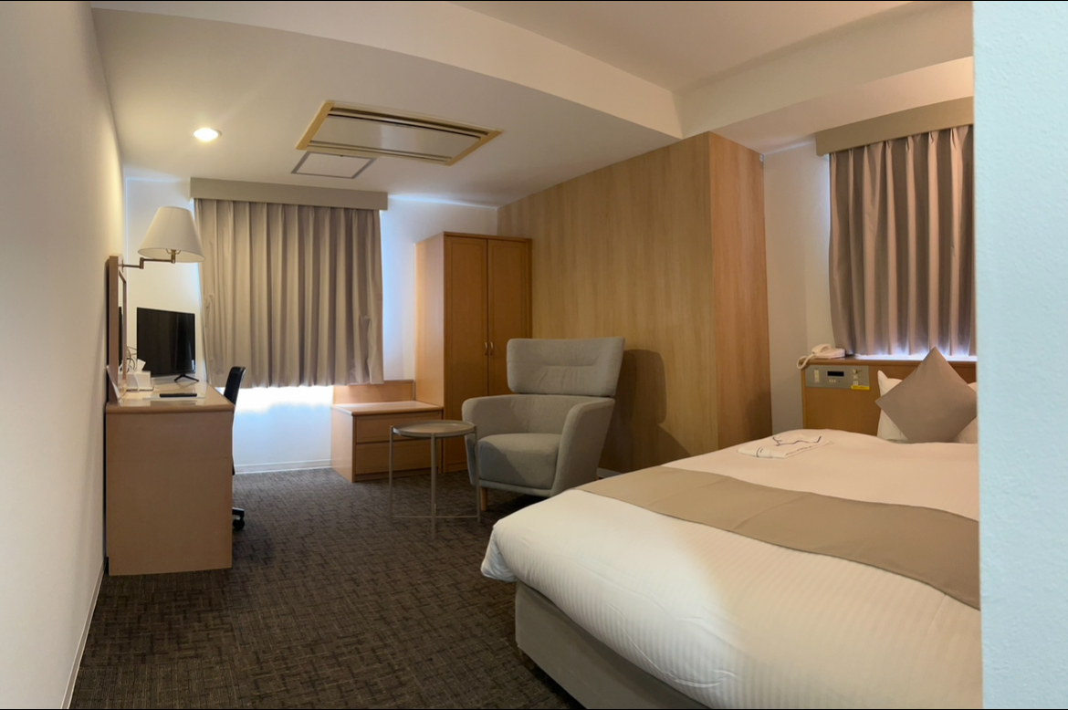 スーペリア　セミダブルルーム