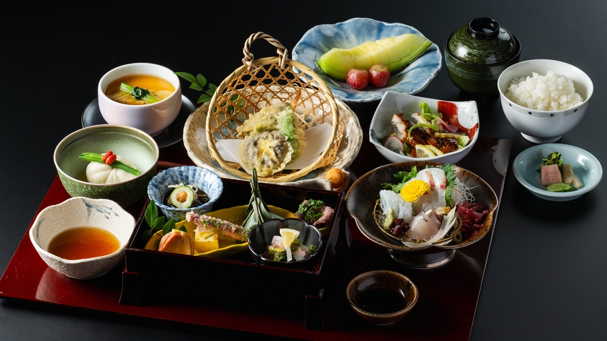 【夏限定】癒しのご褒美ステイプラン★（1泊2食付き）