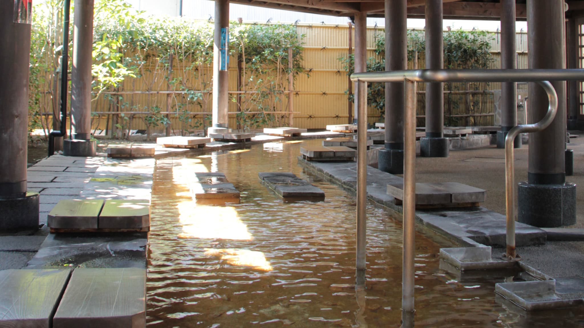 地獄蒸し工房鉄輪の足蒸しと足湯