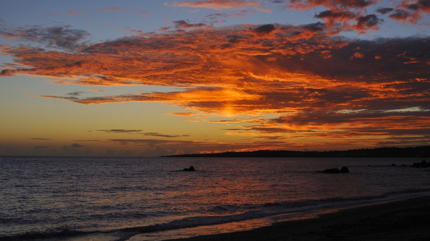 瀬底島からの夕焼け