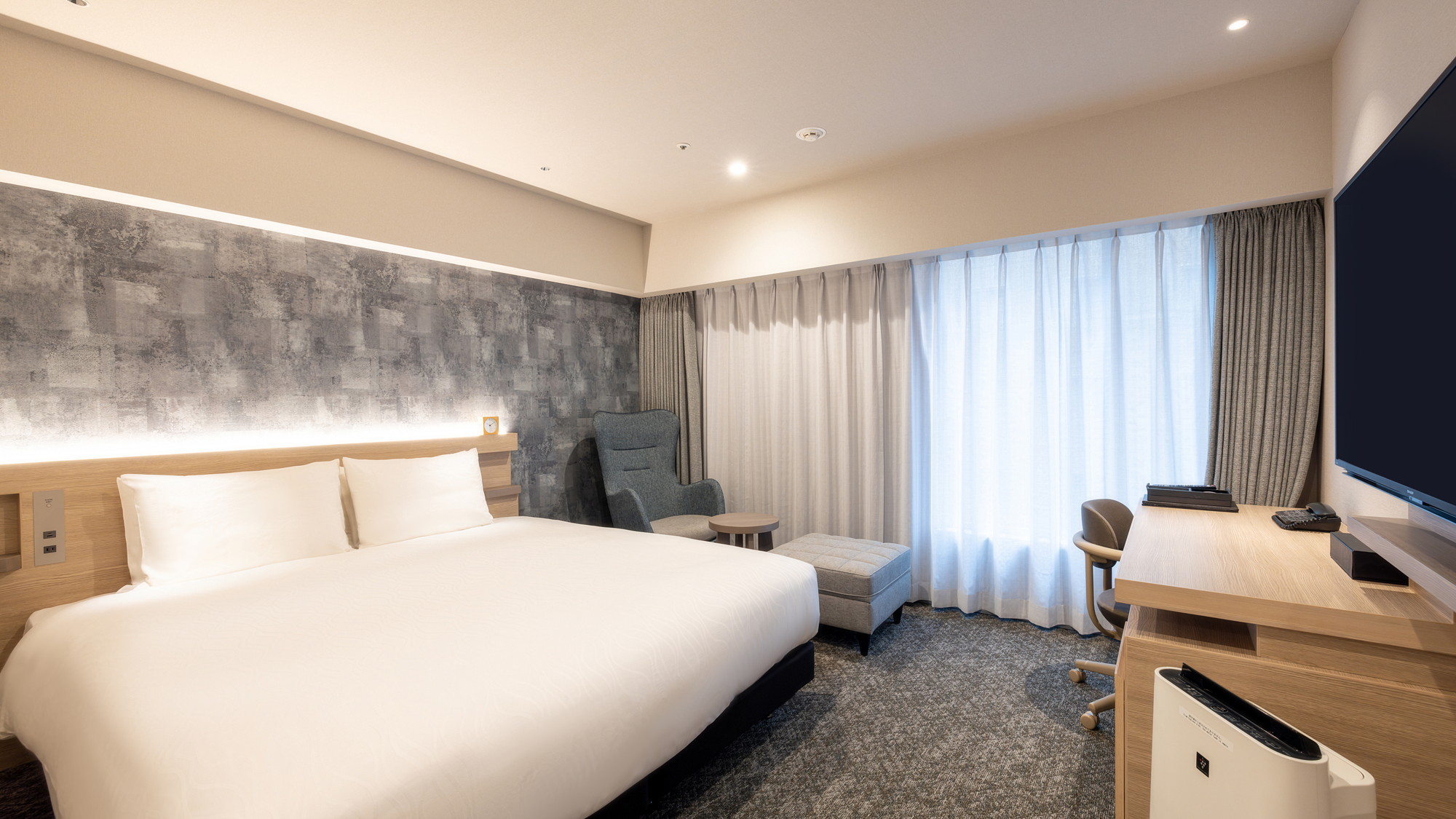 スーペリアダブルルーム■180cm幅ベッド1台■24㎡