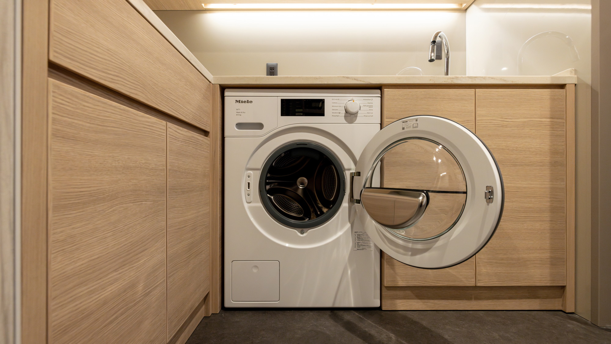 レジデンスツインルーム　Miele洗濯乾燥機完備