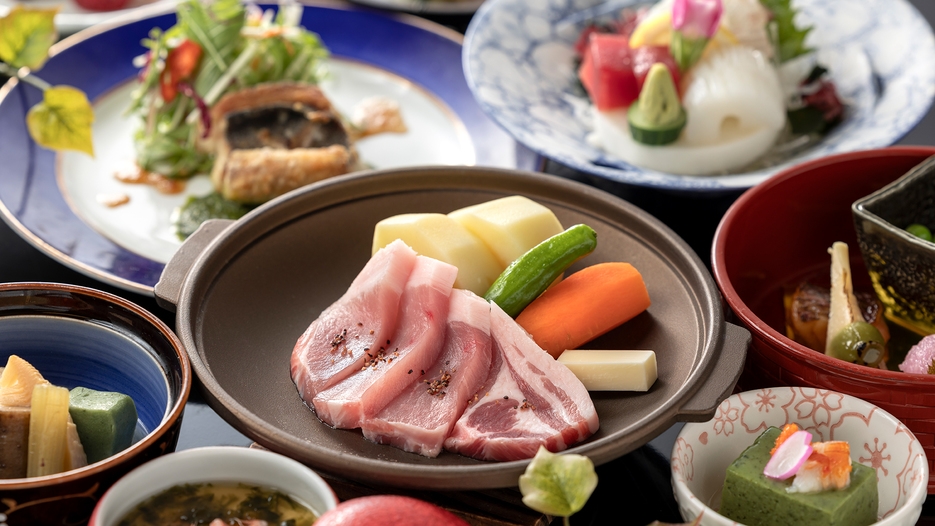 【１泊２食付】旬の素材を使った雲仙彩り会席