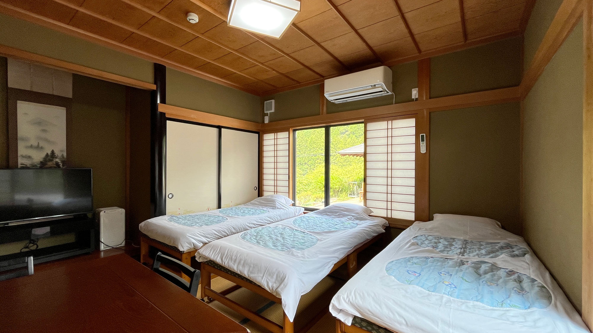 【客室】新館ーバリアフリー旅館ーの客室の一例*