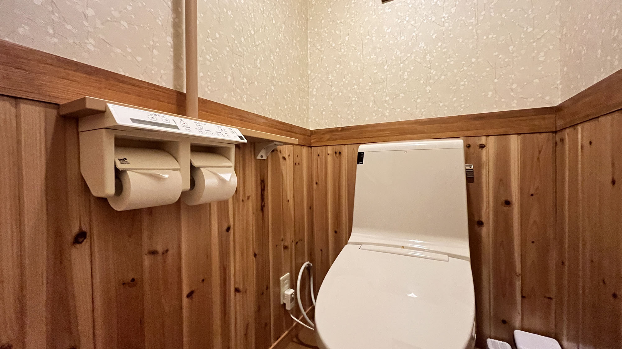 【客室】新館ーバリアフリー旅館ーの客室の一例*