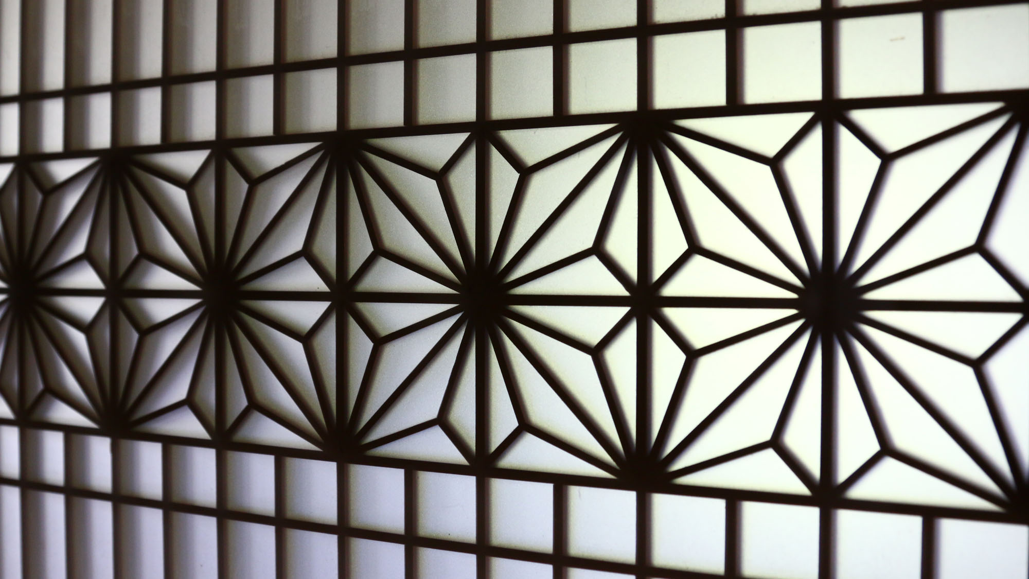 【イメージ】当館には様々な個所に和柄がある*