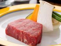 お夕食はお部屋食！◆一番人気◆呼子活イカと玄海産魚船盛と佐賀牛の贅沢プラン