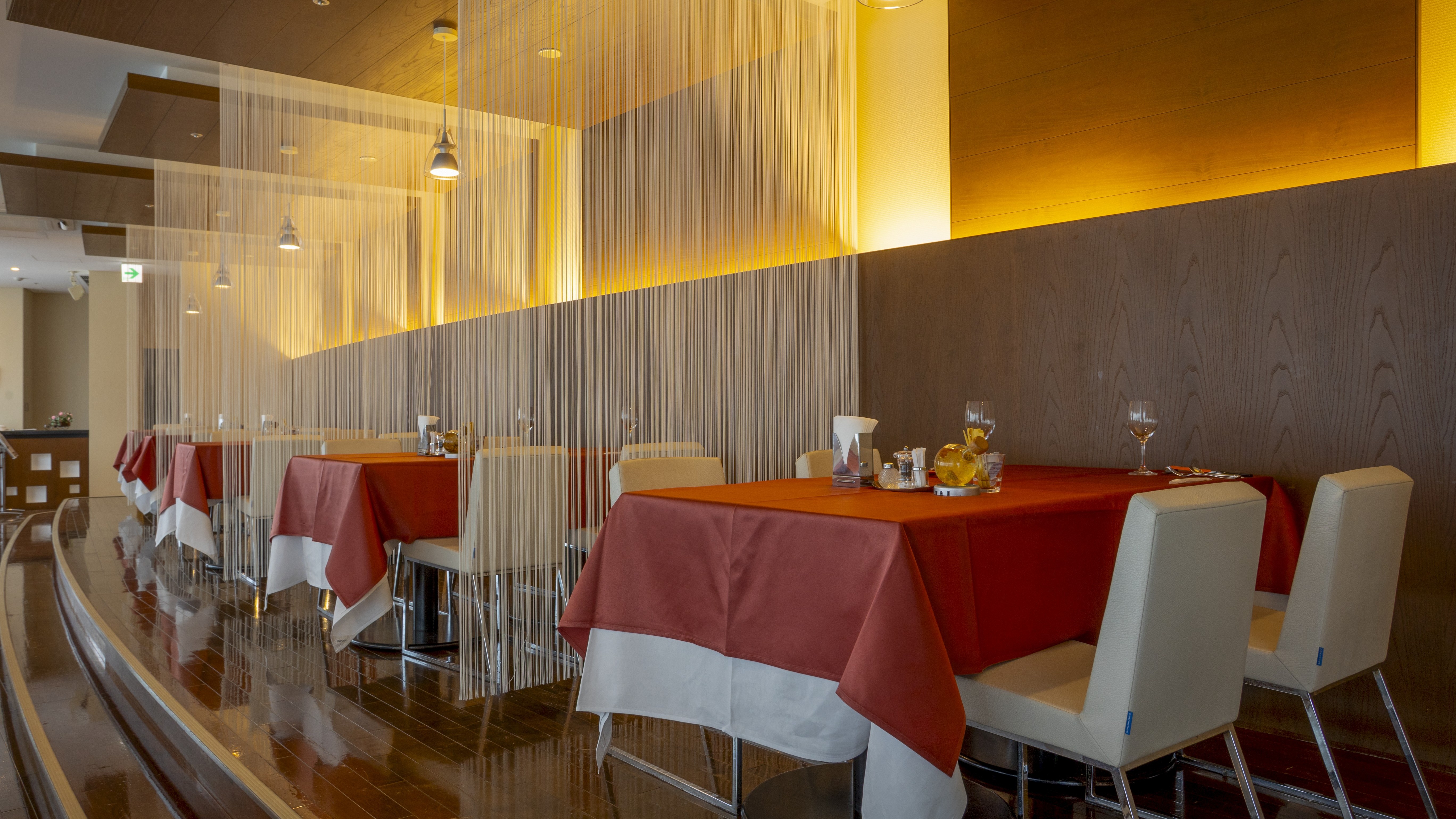 【うみんぴあ】レストラン