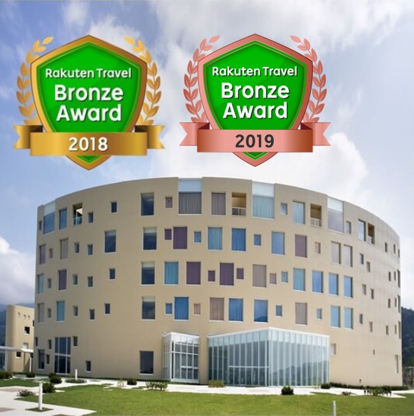 2019エンブレム入り外観画像