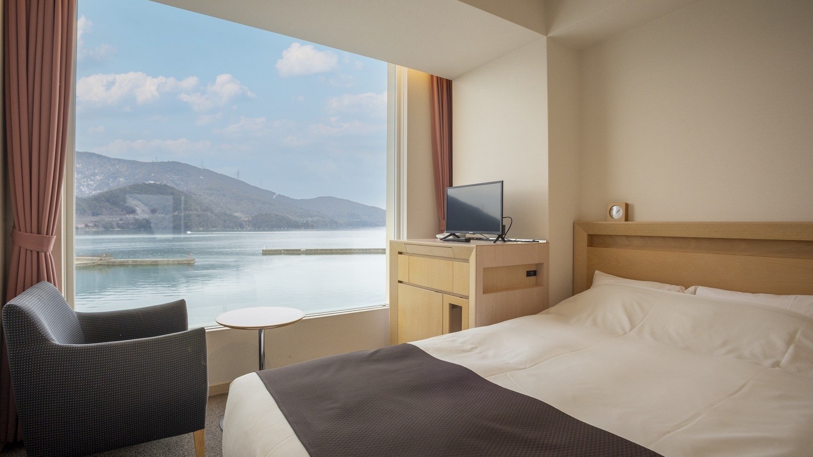 【オーシャンリゾートホテル&スパ うみんぴあ】ブリーズダブル