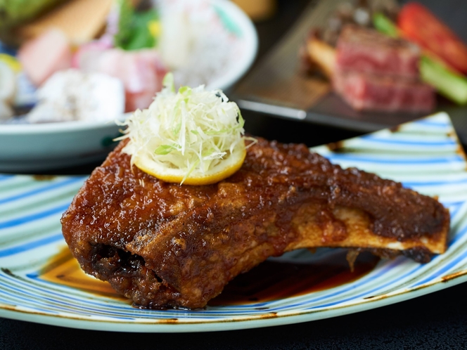 名物！マグロのカマ唐揚げ