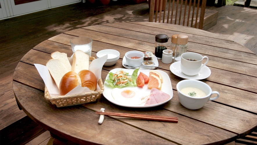 ・【選べる朝食一例】パンを中心とした洋食