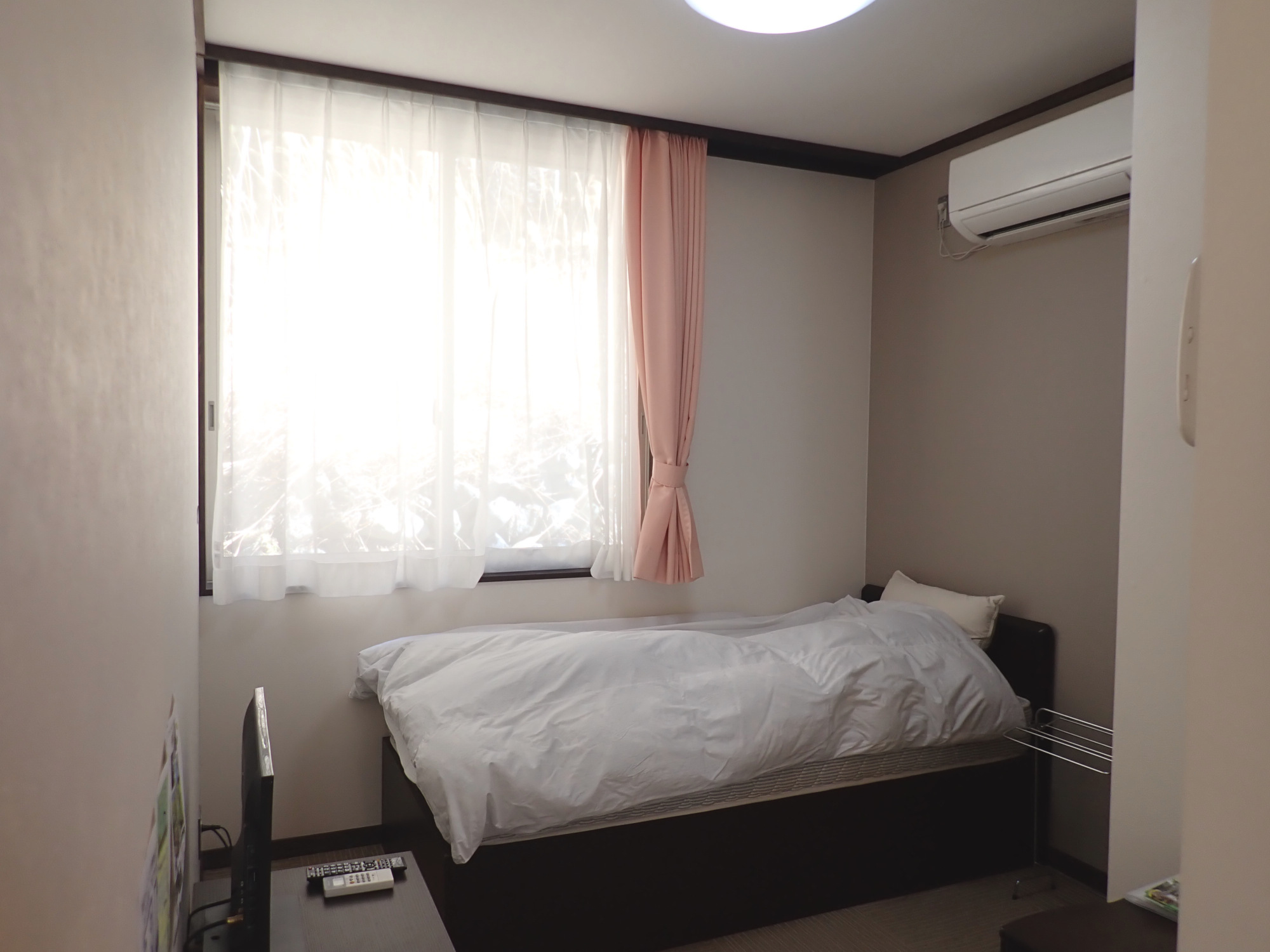 ヘルシー美里・本館シングルルーム（二食付）