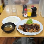 和歌山市駅の名店味一（2025年食べログ洋食百名店に選出）のへレカツ、とんかつ弁当が食べられるプラン