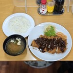 和歌山市駅の名店味一（2025年食べログ洋食百名店に選出）のへレカツ、とんかつ弁当が食べられるプラン