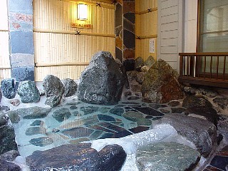 Guest room open-air bath (Example 4)