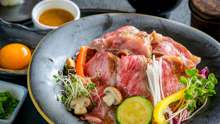 【さき楽14】島根和牛「ステーキ丼」or地魚や旬の鮮魚たっぷり「海鮮丼」選べるご夕食＜１泊２食＞