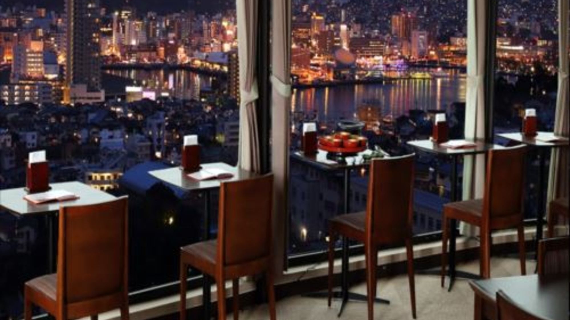 【贅沢一人旅シリーズ】リーズナブルな料金で長崎の郷土料理を堪能＆天然温泉でゆったり♪　夕朝食付