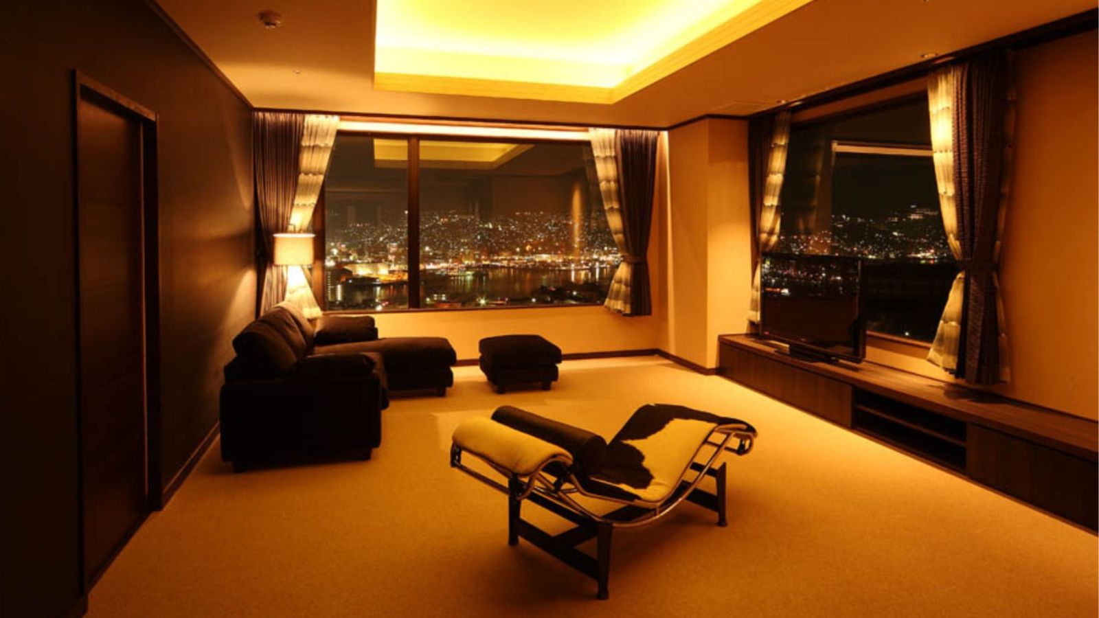 【エグゼクティブフロア｜モダン】リビング