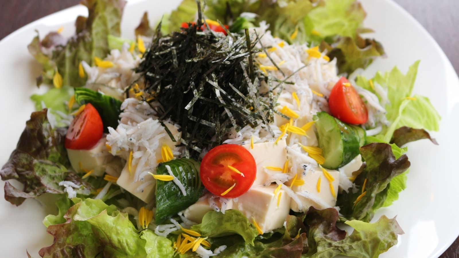 じゃこと豆腐のサラダ