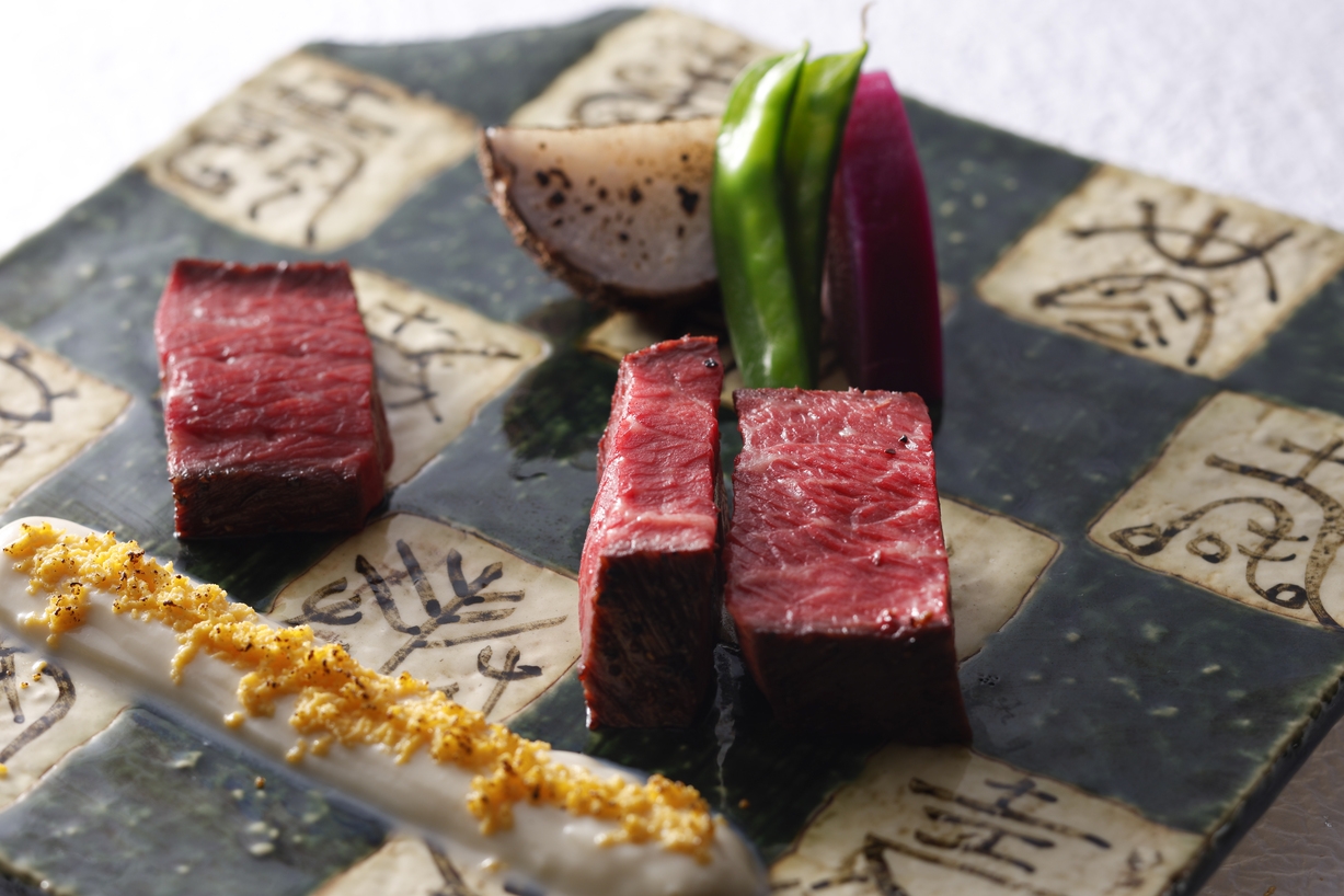 時が織りなす、志摩の恵みとの出逢い  「美味新撰」　瑞穂