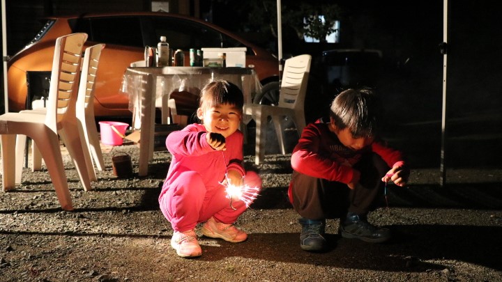 ・夜は花火もいいですね！夏でも夜は涼しいので長袖のパジャマがお薦め。