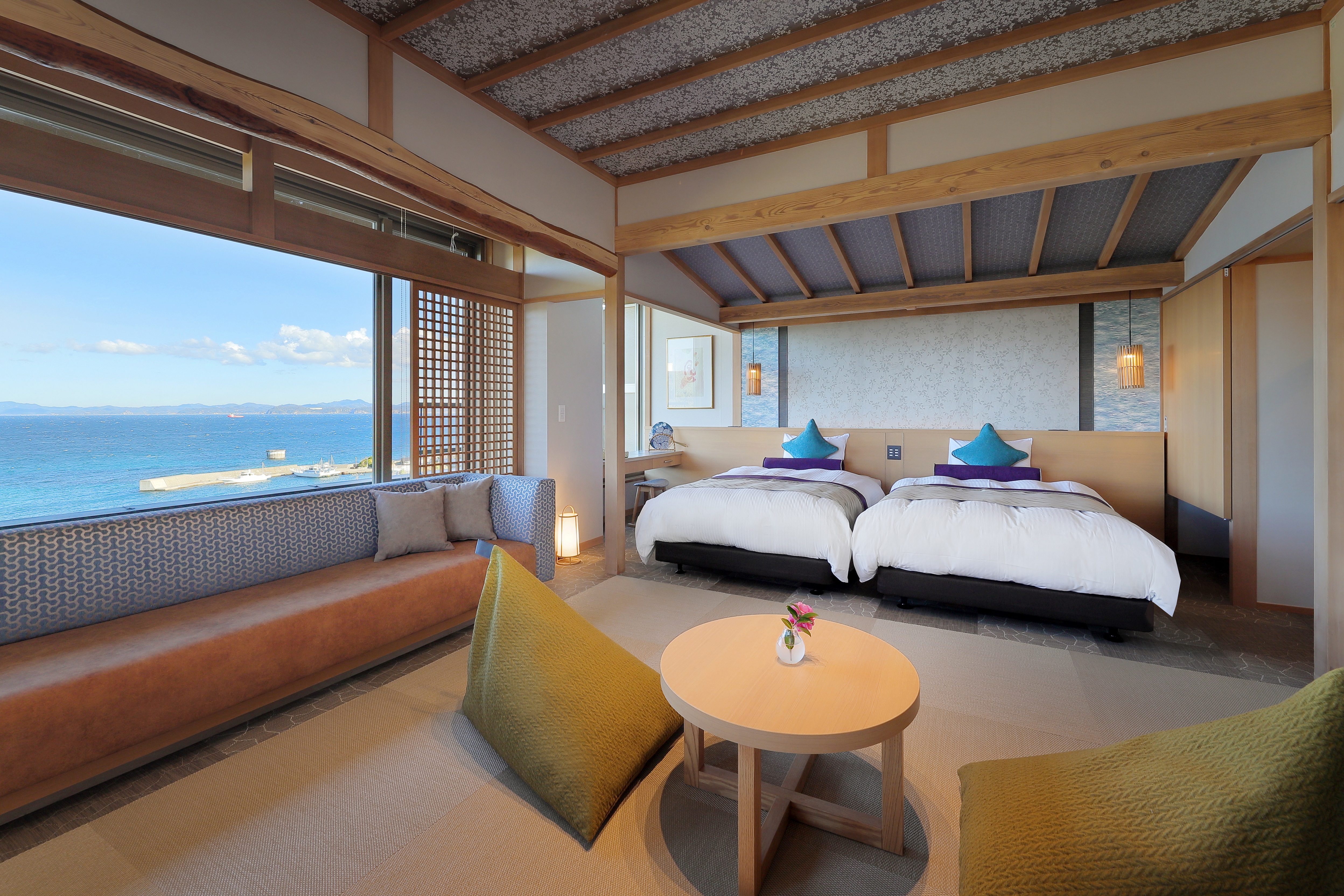 ４F　展望風呂付和洋室（海側８畳＋２０㎡）ならい