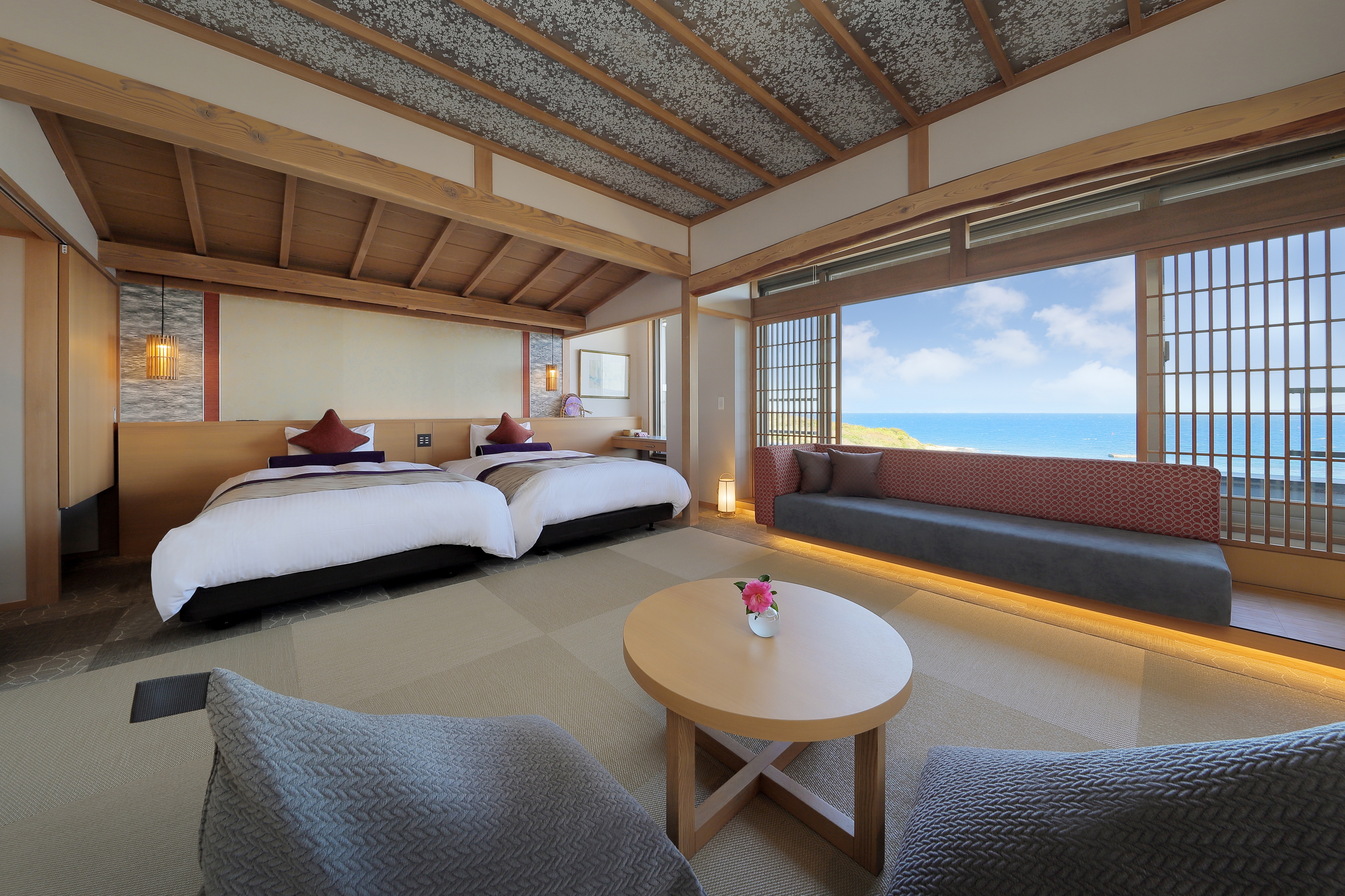 ４F　展望風呂付和洋室（海側８畳＋２０㎡）さがにし