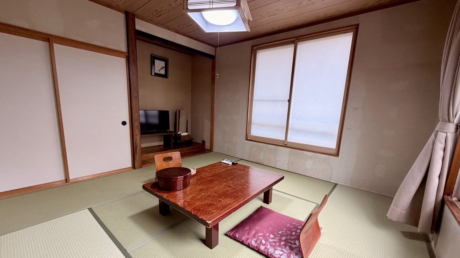 東館　和室8畳