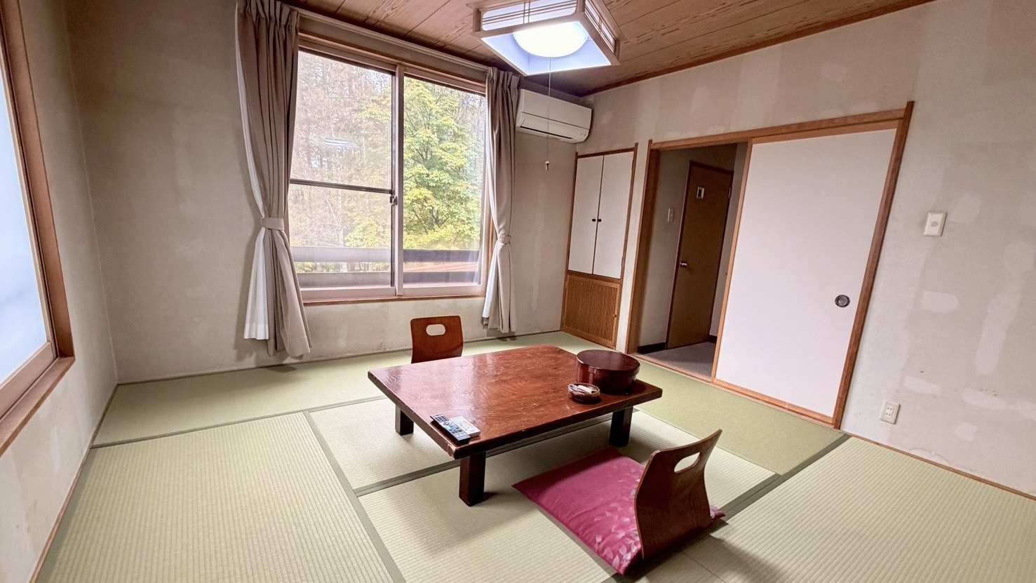 東館　和室8畳